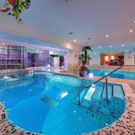 Luna Wellness Hotel Folgarida Buitenkant foto