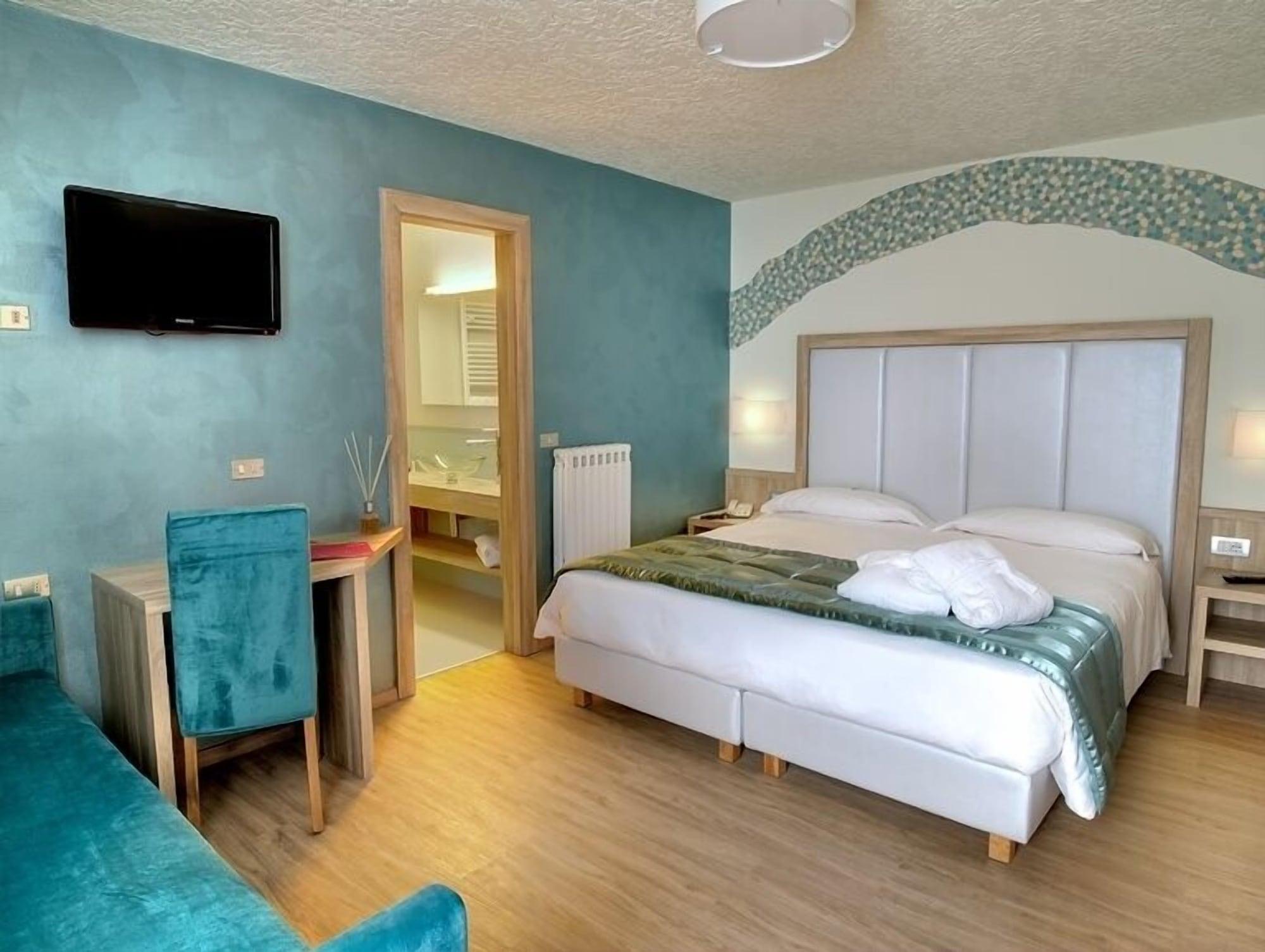 Luna Wellness Hotel Folgarida Buitenkant foto