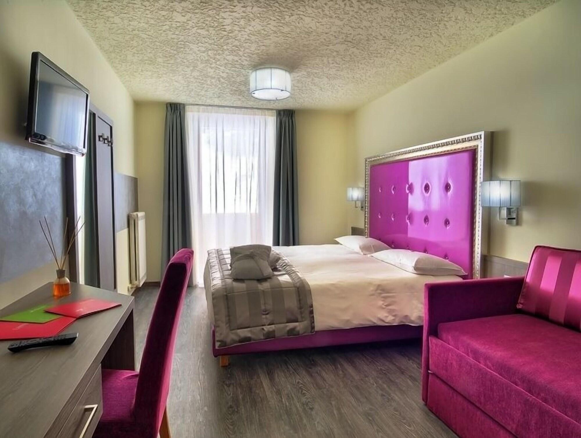 Luna Wellness Hotel Folgarida Buitenkant foto