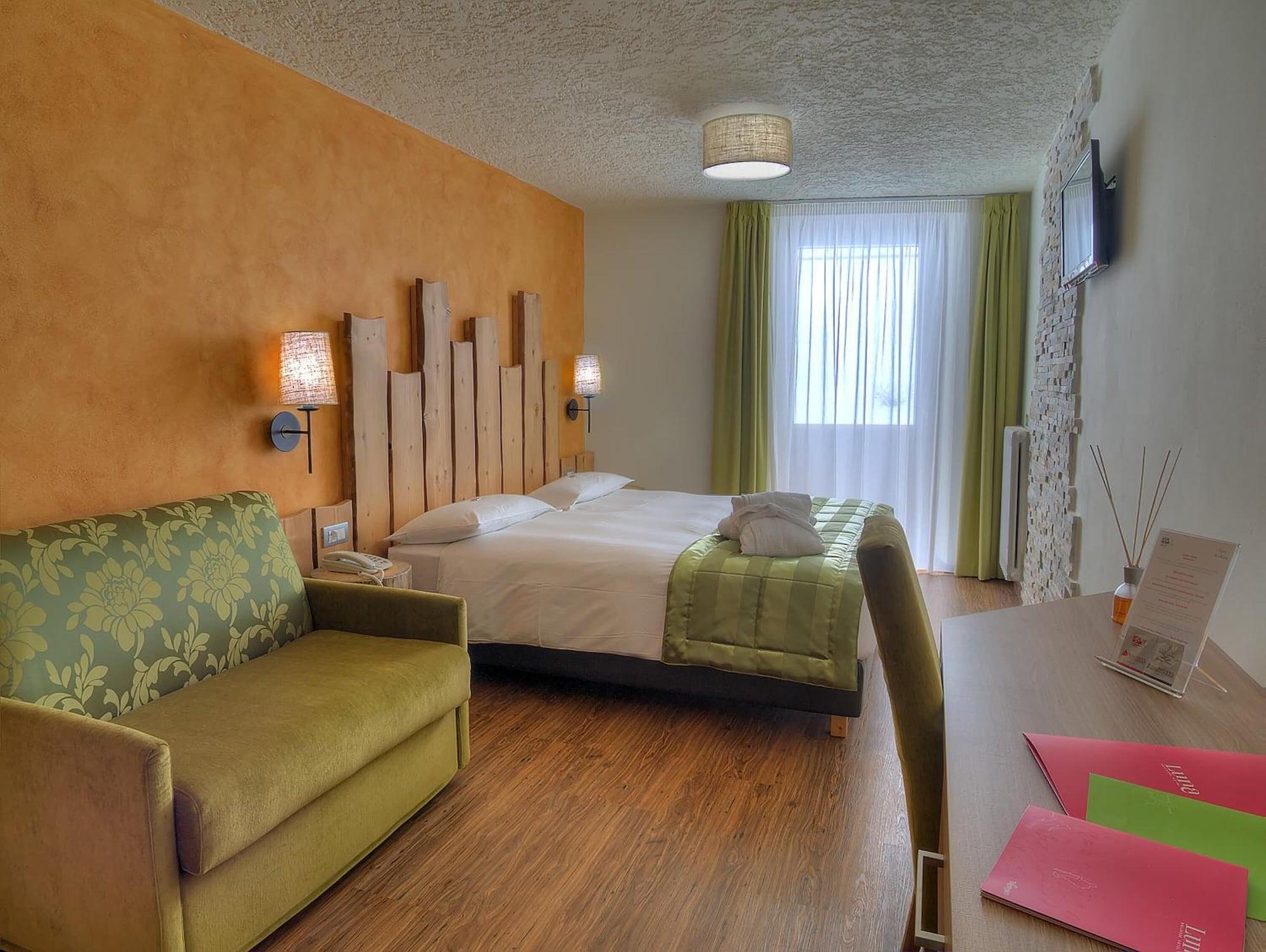 Luna Wellness Hotel Folgarida Buitenkant foto